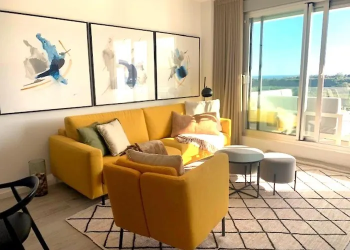 Oceana Views 3 Bedroom * Estepona