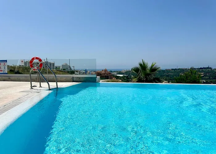 Oceana Views 3 Bedroom Lejlighed Estepona