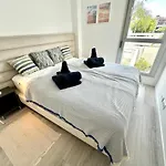 Oceana Views 3 Bedroom *