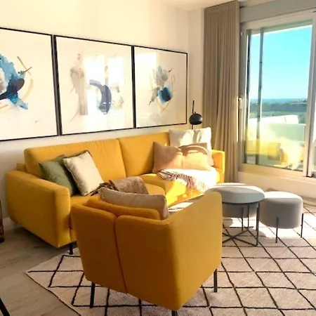 Oceana Views 3 Bedroom * Estepona