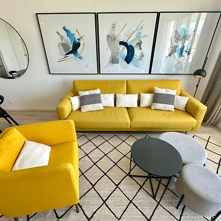 Oceana Views 3 Bedroom Apartment Estepona