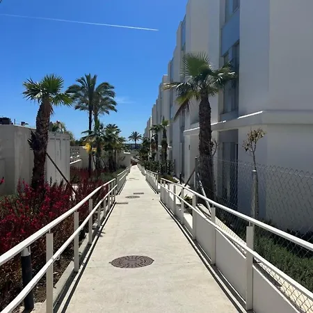 Oceana Views 3 Bedroom Эстепона