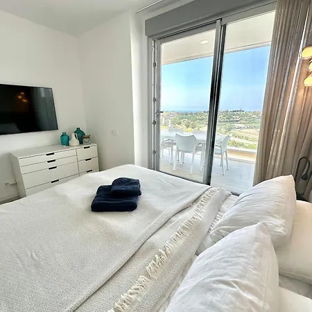 Oceana Views 3 Bedroom Апартаменты
